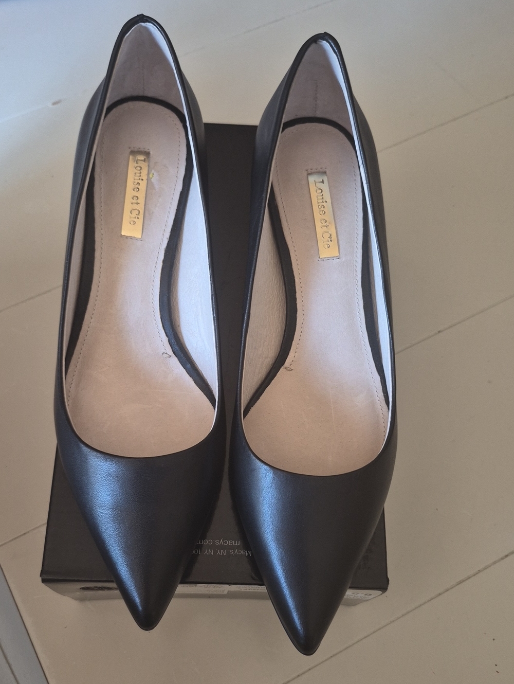 Louise et Cie Jacoba Kitten Heel Pump Pumps Black